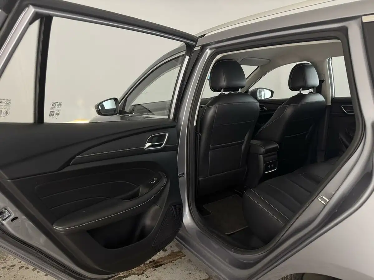 2021-mg-mg5-e-exclusive-ev-long-range-big-23