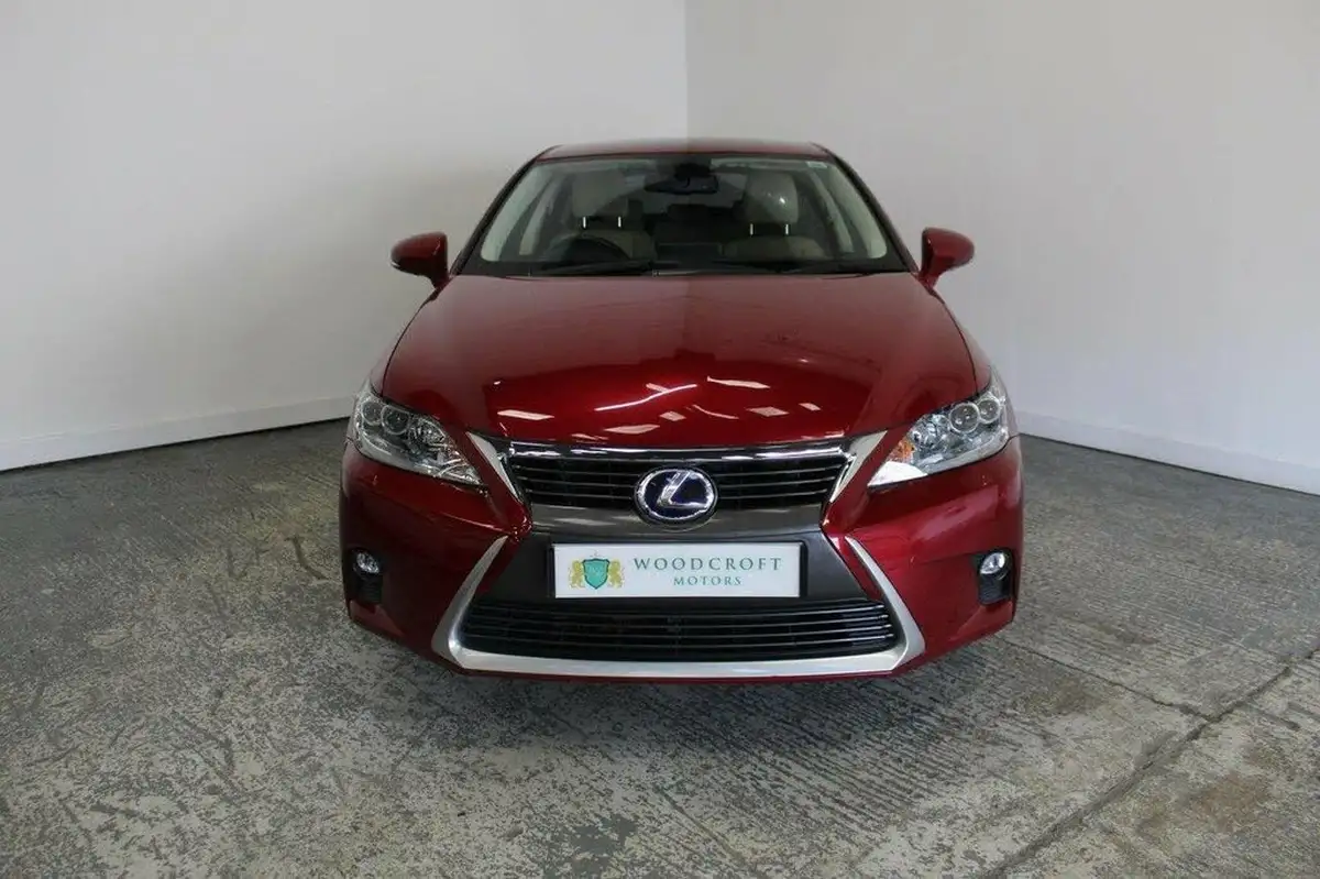 2014-lexus-ct-200h-18-premier-big-12