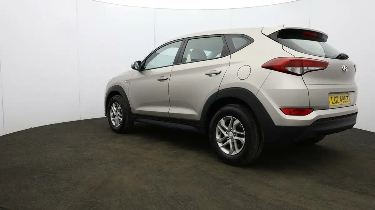 2018-hyundai-tucson-17crdi-blue-drive-s-big-45