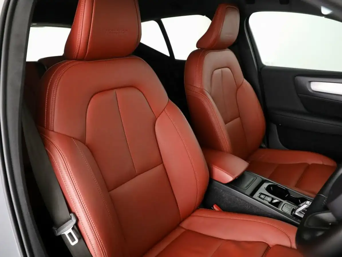 2020-volvo-xc40-20-t4-inscription-pro-big-19