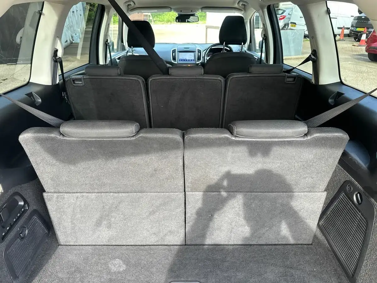 2021-ford-galaxy-20-titanium-190ps-auto-big-23