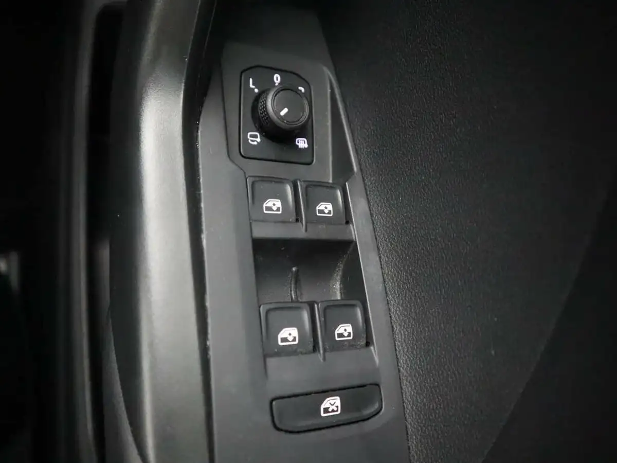 2023-volkswagen-t-cross-10-tsi-se-edition-dsg-big-24