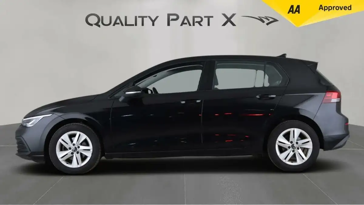 2021-volkswagen-golf-20tdi-life-hatchback-big-3