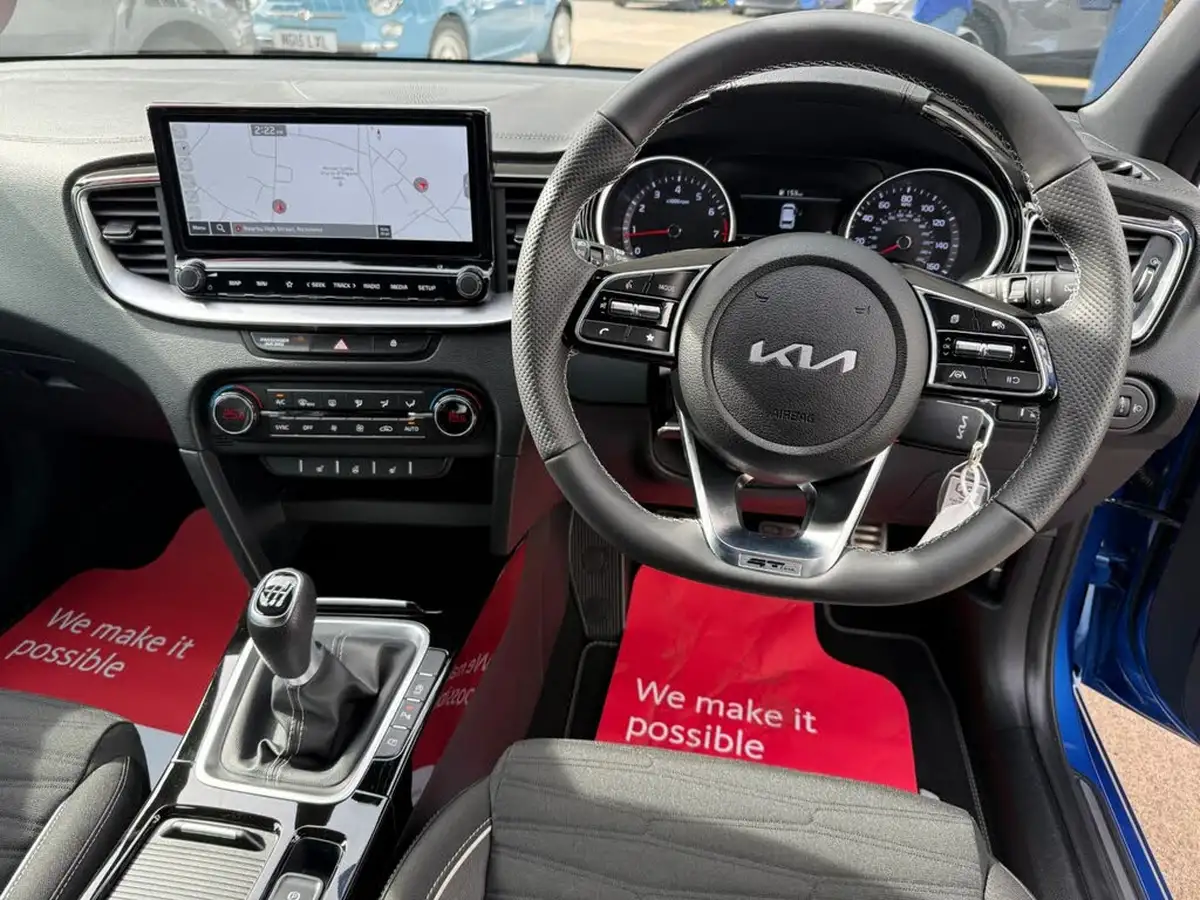 2023-kia-ceed-15-t-gdi-gt-line-158bhp-big-8