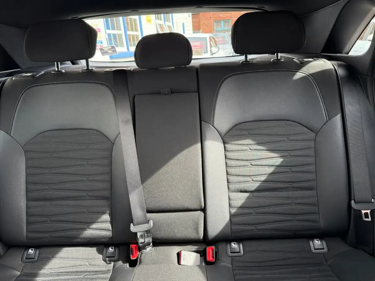 2023-kia-ceed-15-t-gdi-gt-line-158bhp-big-56