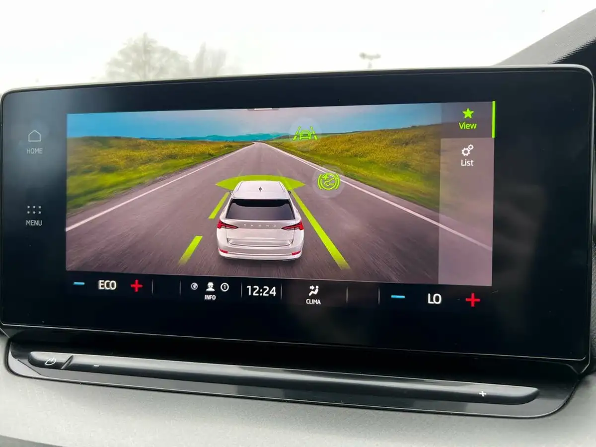 2022-skoda-octavia-14-tsi-se-technology-estate-big-47