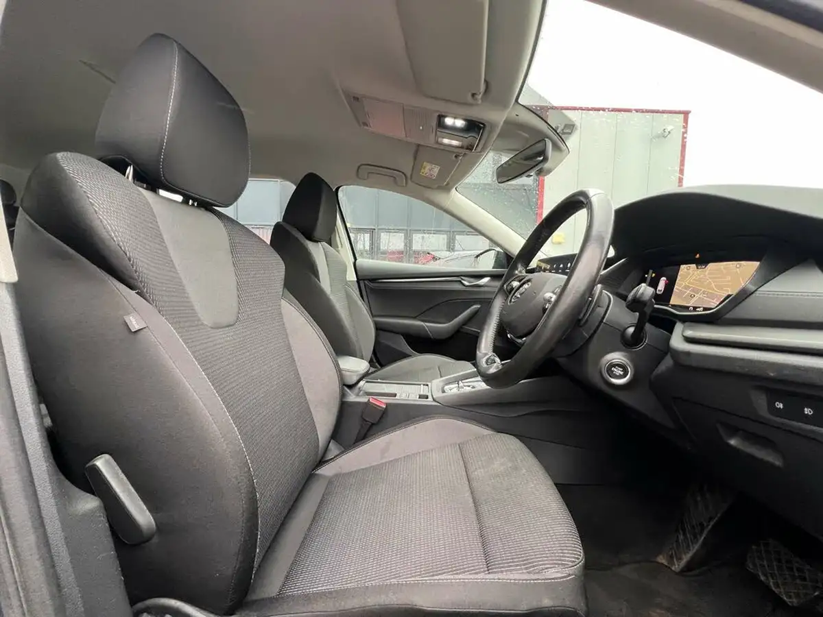 2022-skoda-octavia-14-tsi-se-technology-estate-big-19