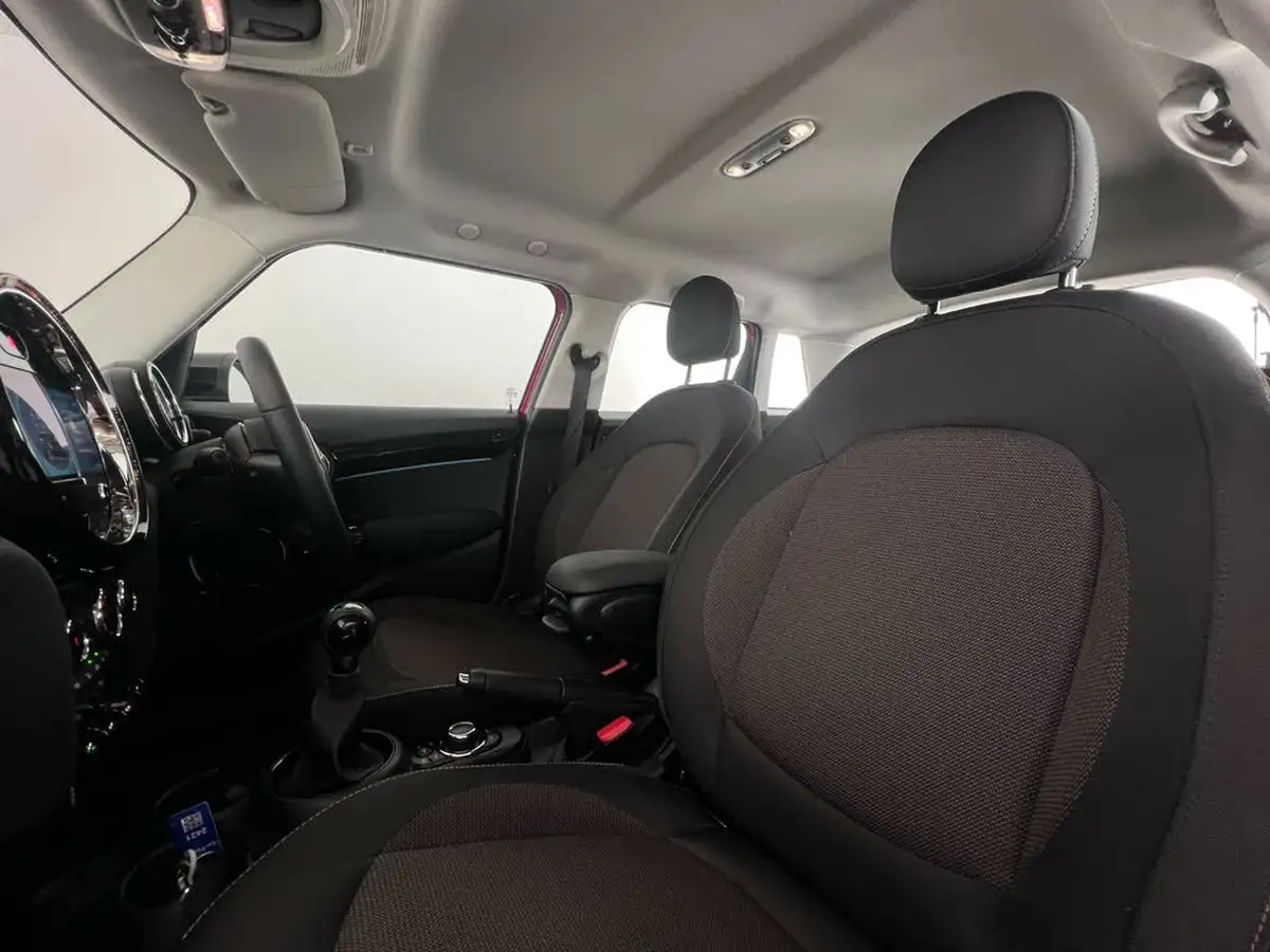 2022-mini-cooper-15-cooper-classic-hatchback-5d-big-13
