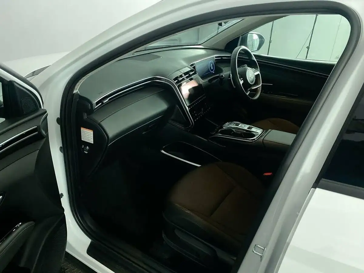 2023-hyundai-tucson-16-t-gdi-se-connect-230ps-hybrid-auto-big-16