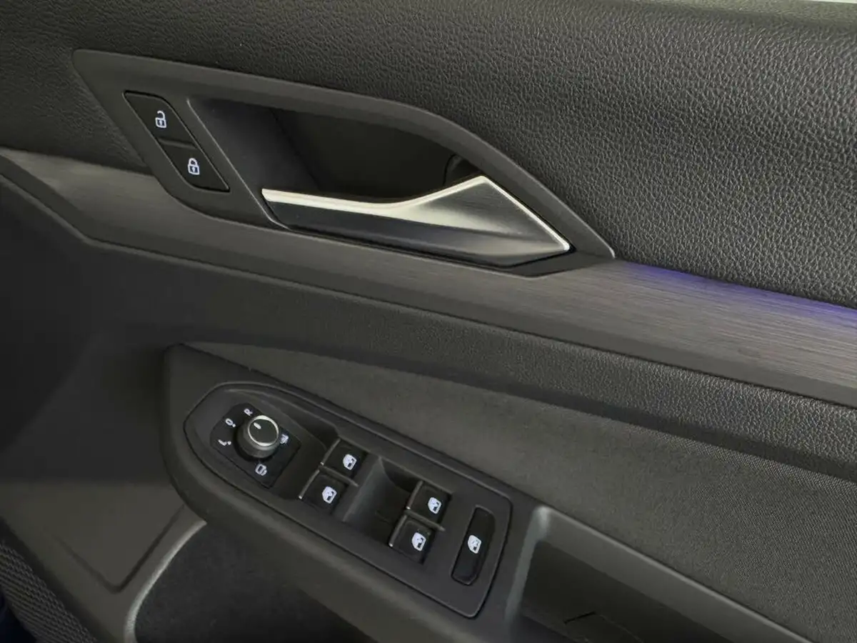 2021-volkswagen-golf-15-etsi-style-150ps-hatchback-big-17