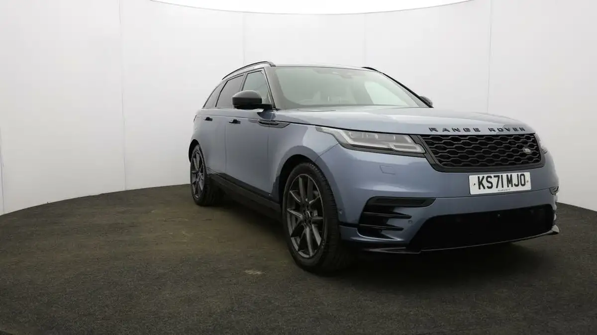2022-land-rover-range-rover-velar-20-d200-r-dynamic-hse-big-42