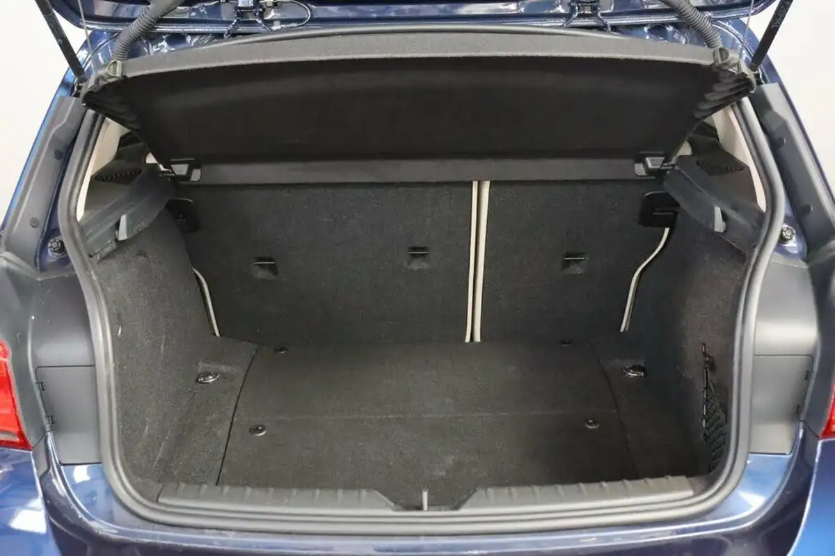 2015-bmw-1-series-16-118i-se-136bhp-5d-auto-big-15