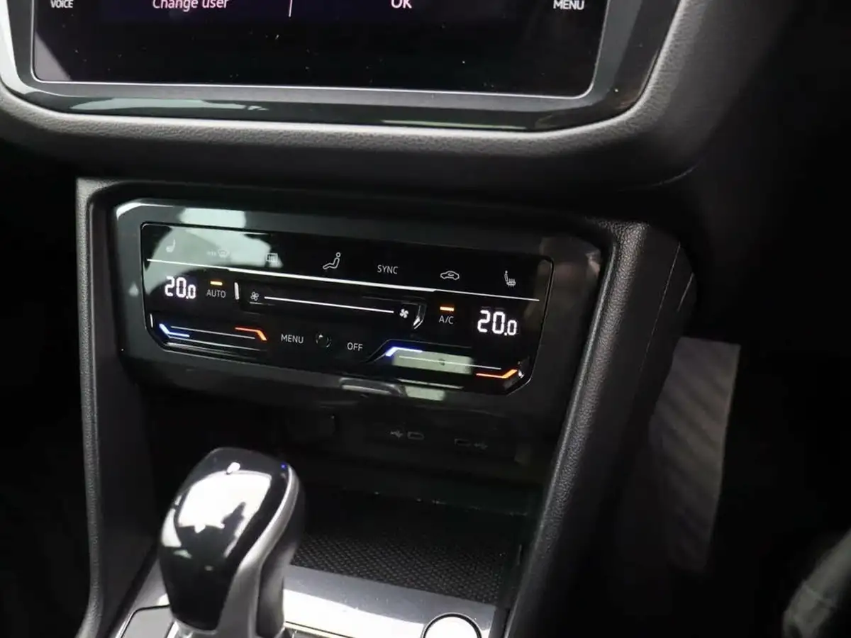 2021-volkswagen-tiguan-15-tsi-r-line-big-29