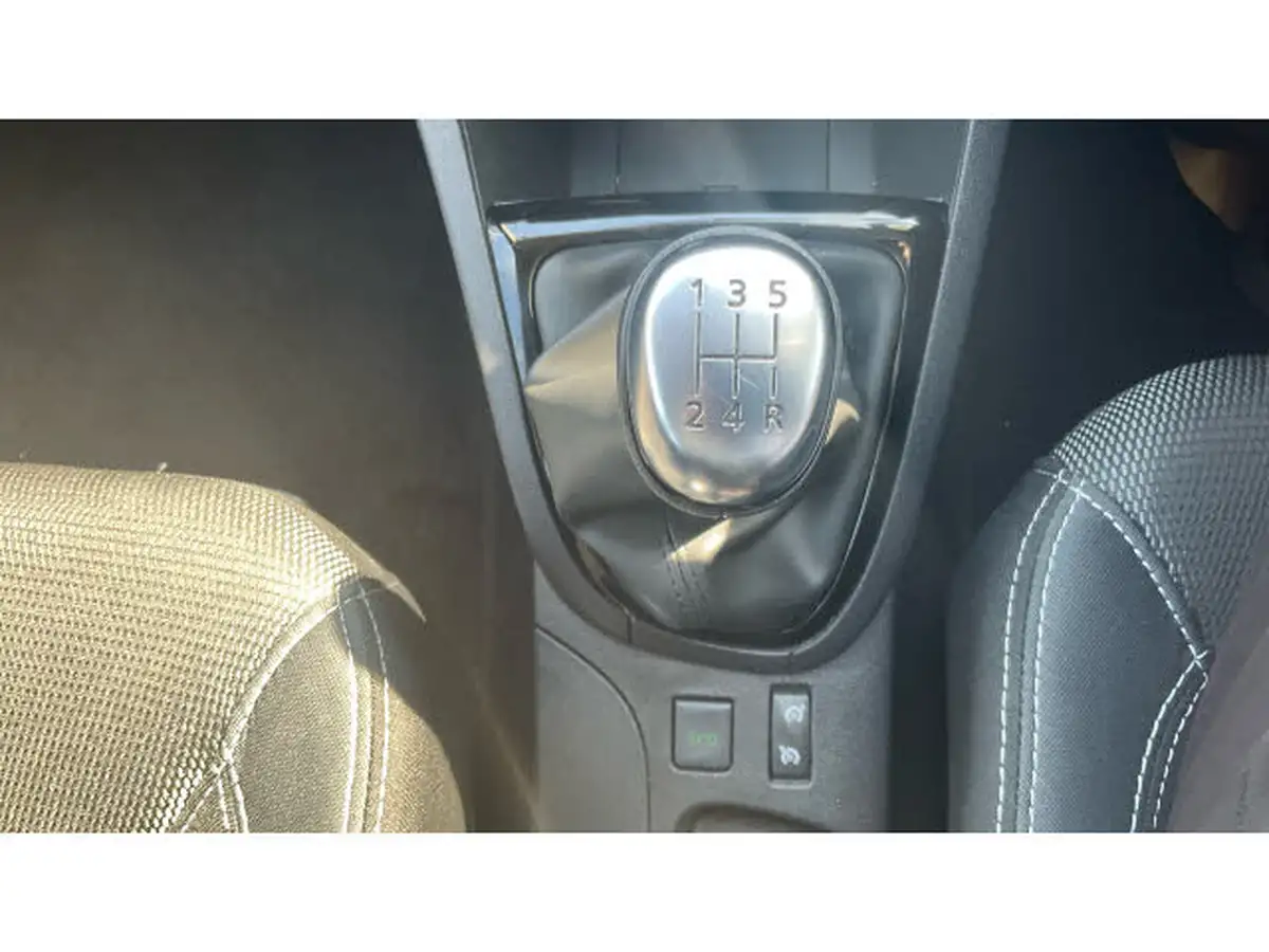 2019-renault-clio-09-tce-play-90ps-big-61