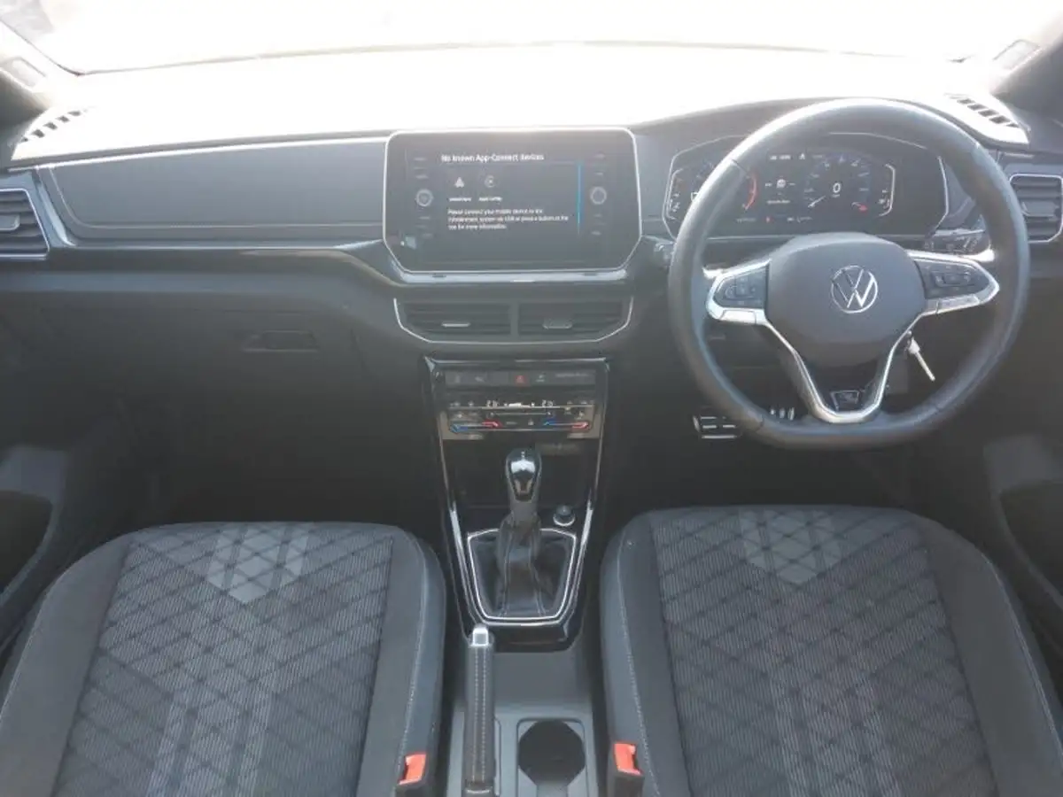 2024-volkswagen-t-cross-10-tsi-r-line-115ps-dsg-big-2