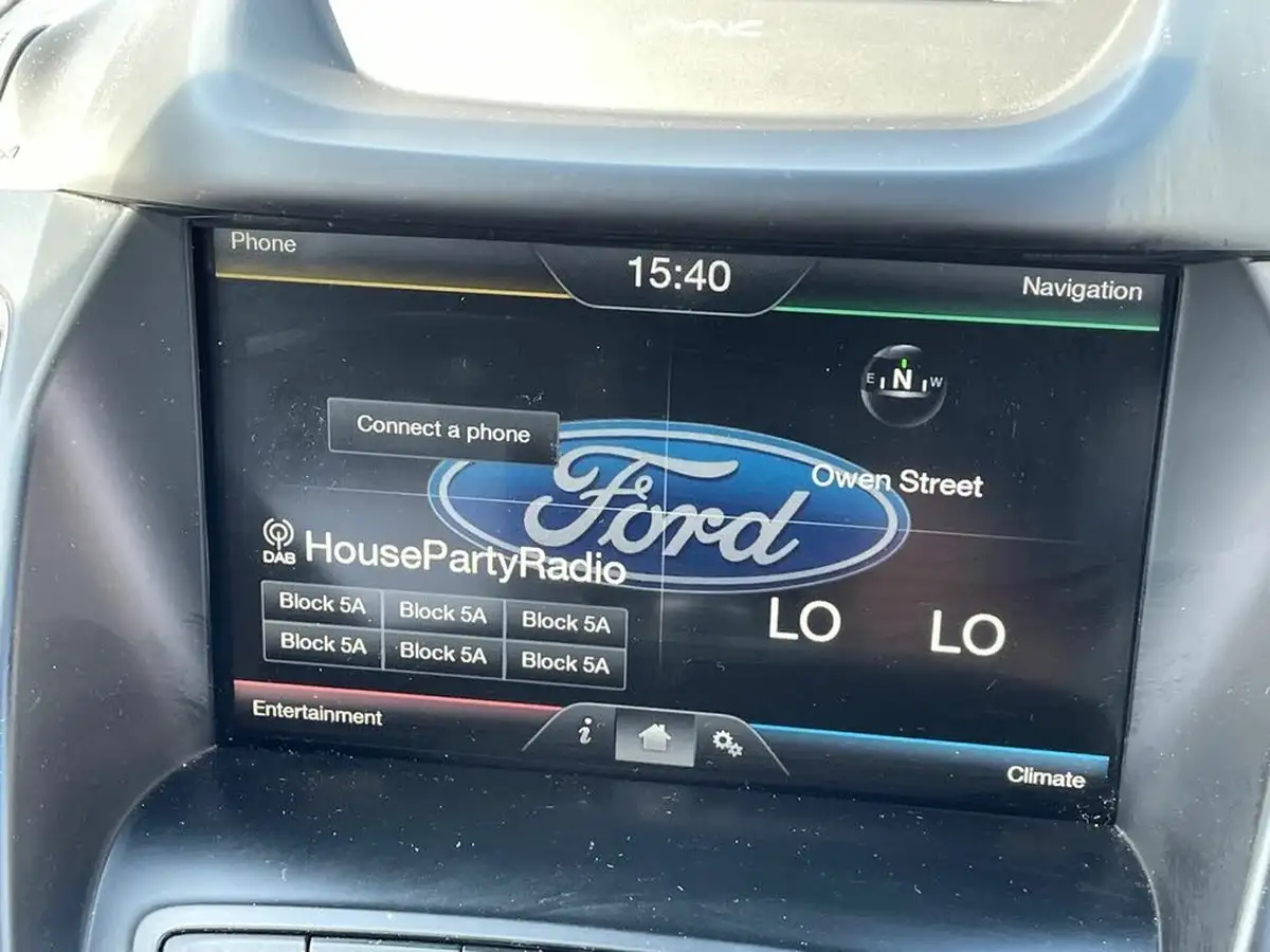 2016-ford-c-max-10-titanium-125ps-big-19