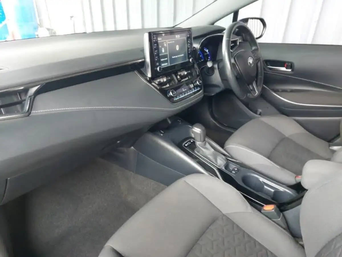 2022-toyota-corolla-18-vvt-i-icon-120bhp-spare-wheel-touring-sports-5d-big-4