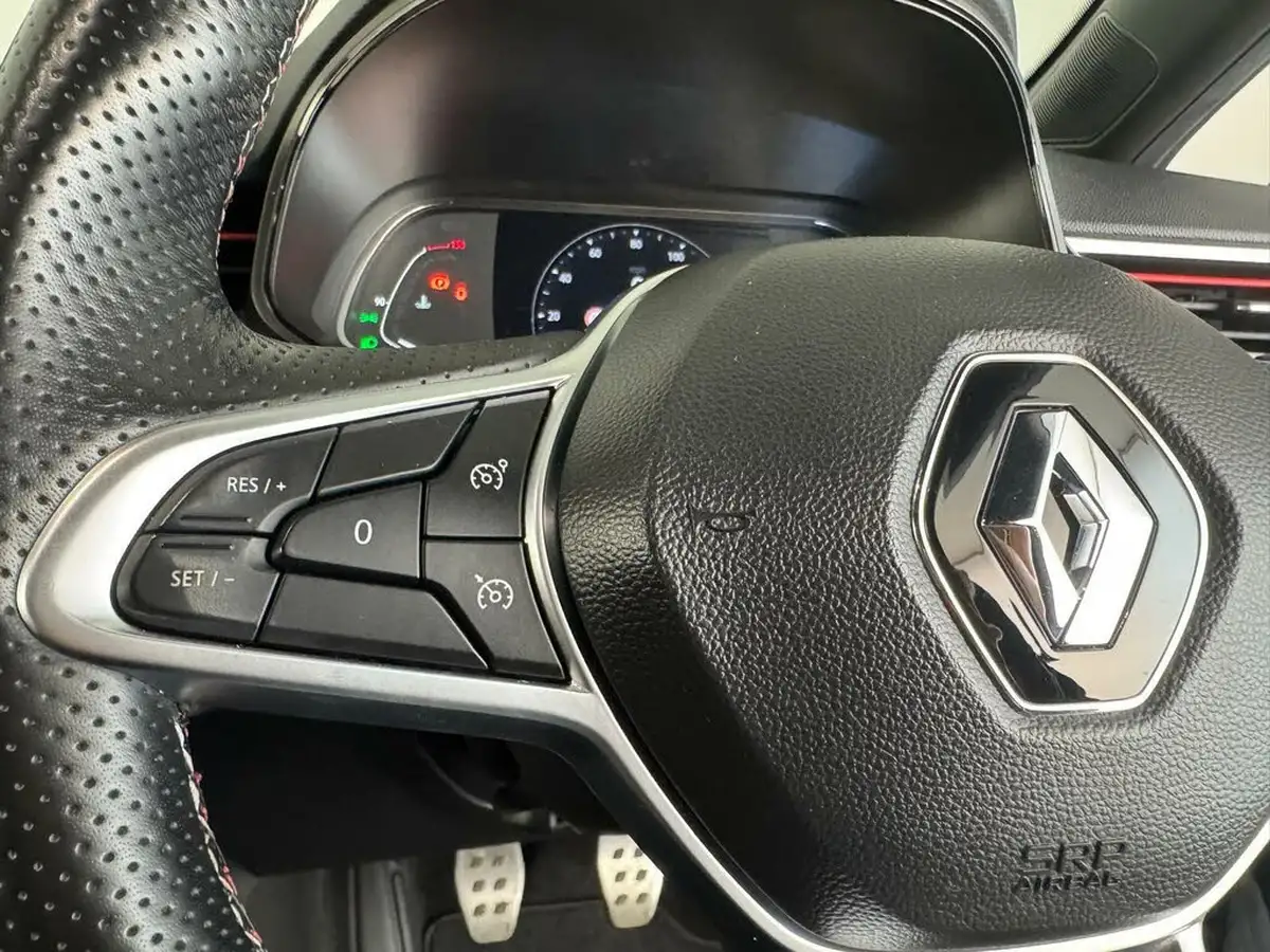 2022-renault-clio-10-tce-rs-line-rs-line-big-23