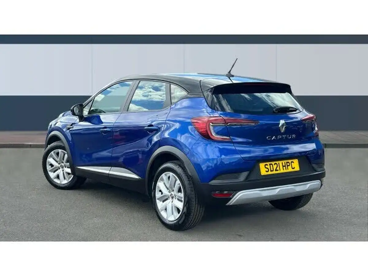 2021-renault-captur-10-tce-play-100bhp-big-1