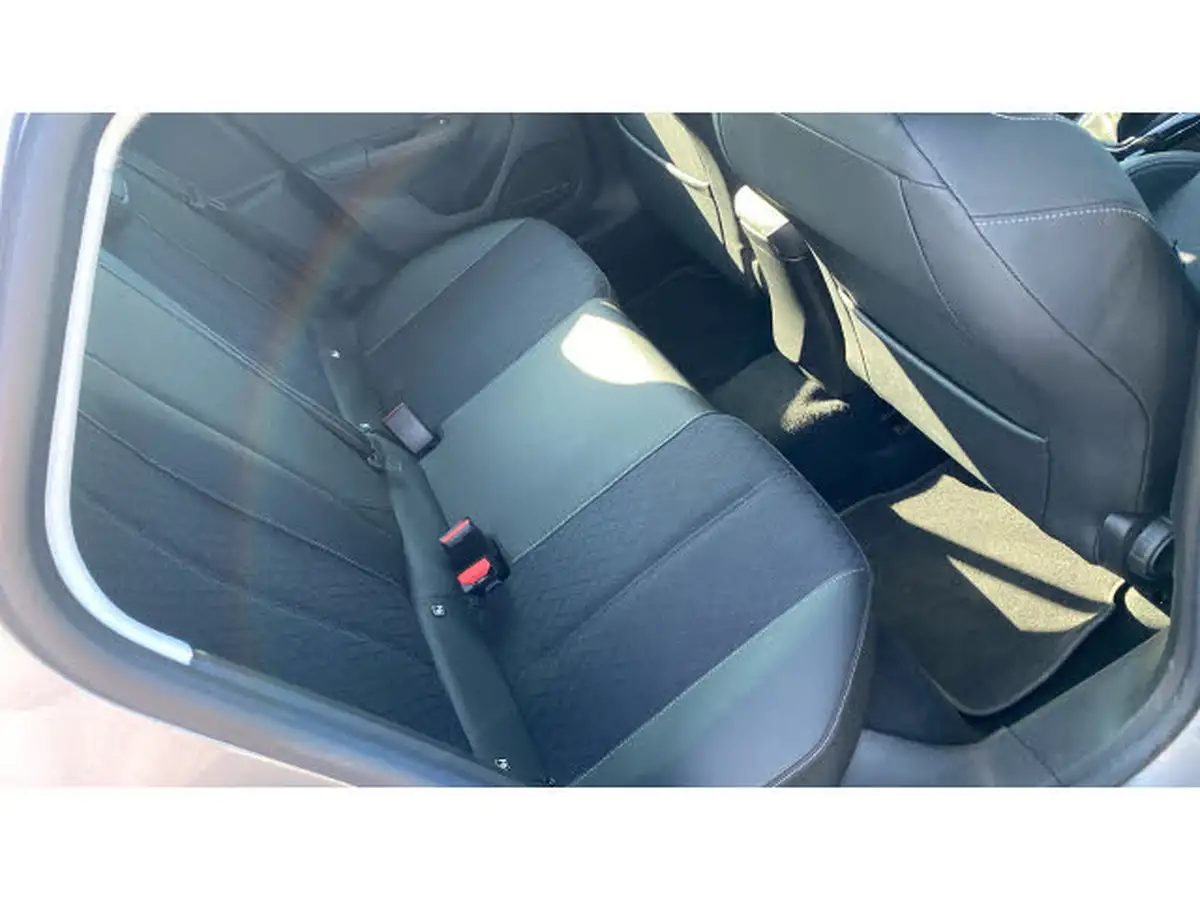 2021-vauxhall-corsa-12i-elite-big-15