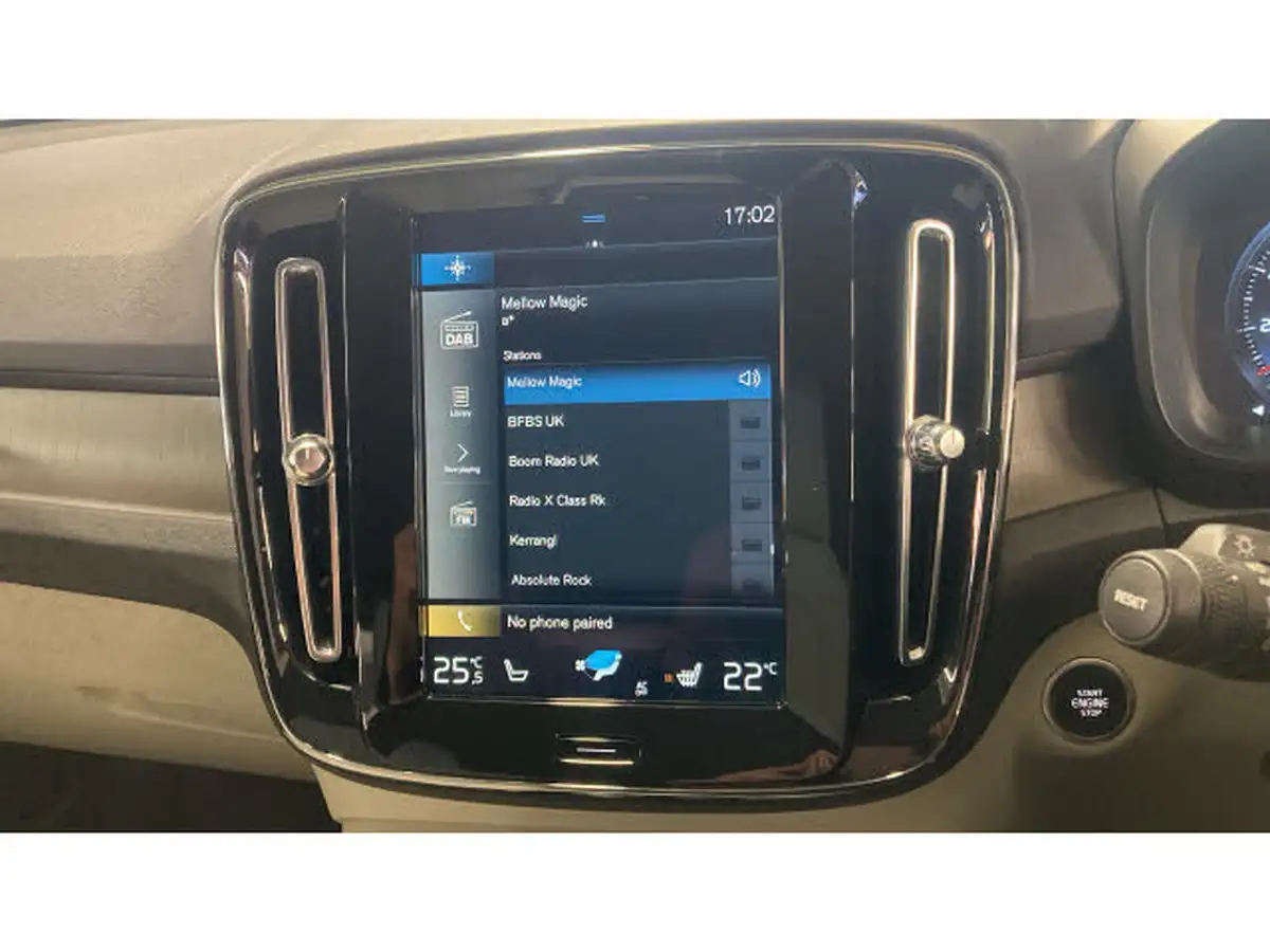 2021-volvo-xc40-15-t3-inscription-pro-161bhp-auto-big-36