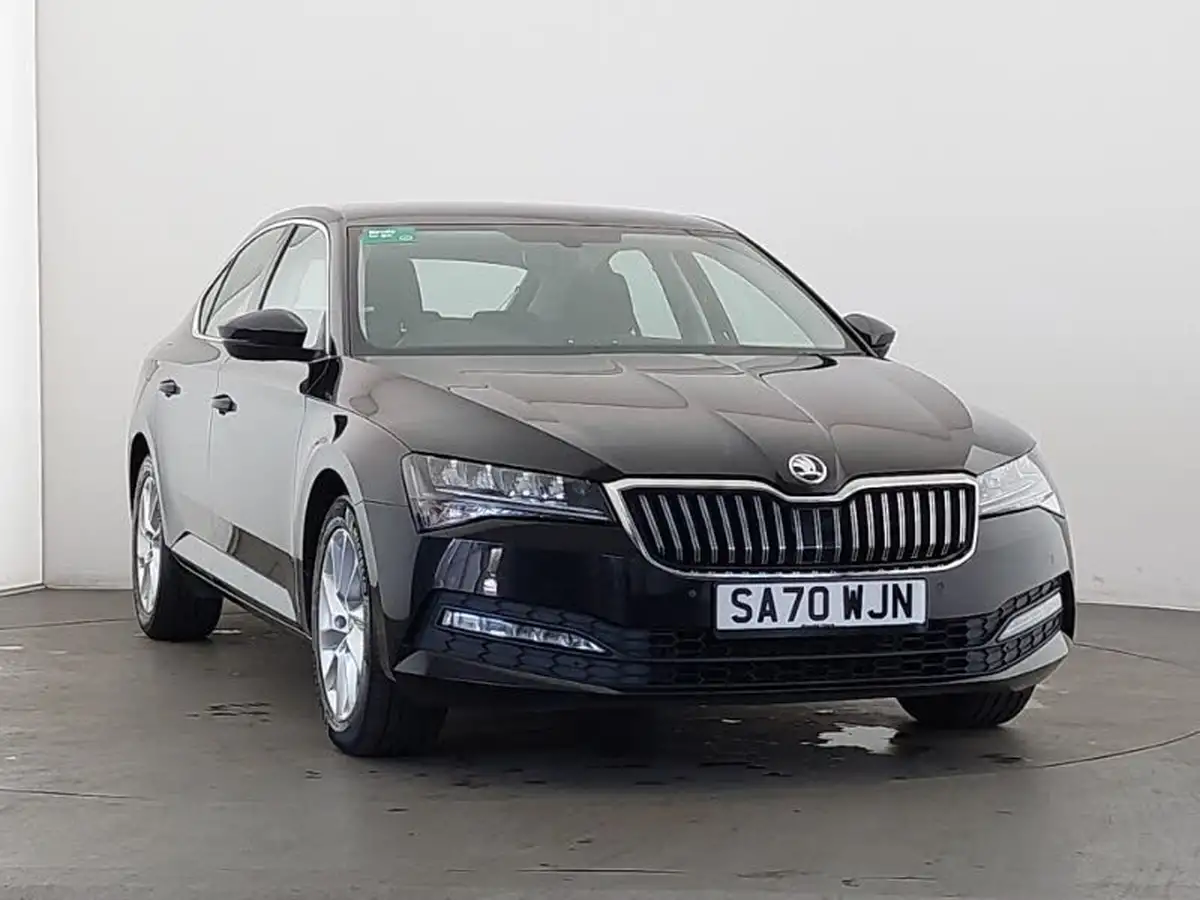2020-skoda-superb-20tdi-se-150ps-hatchback-big-0