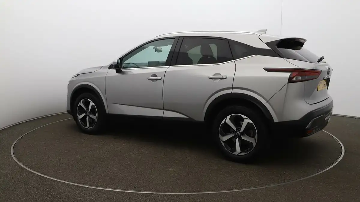 2022-nissan-qashqai-13-dig-t-n-connecta-140ps-big-27