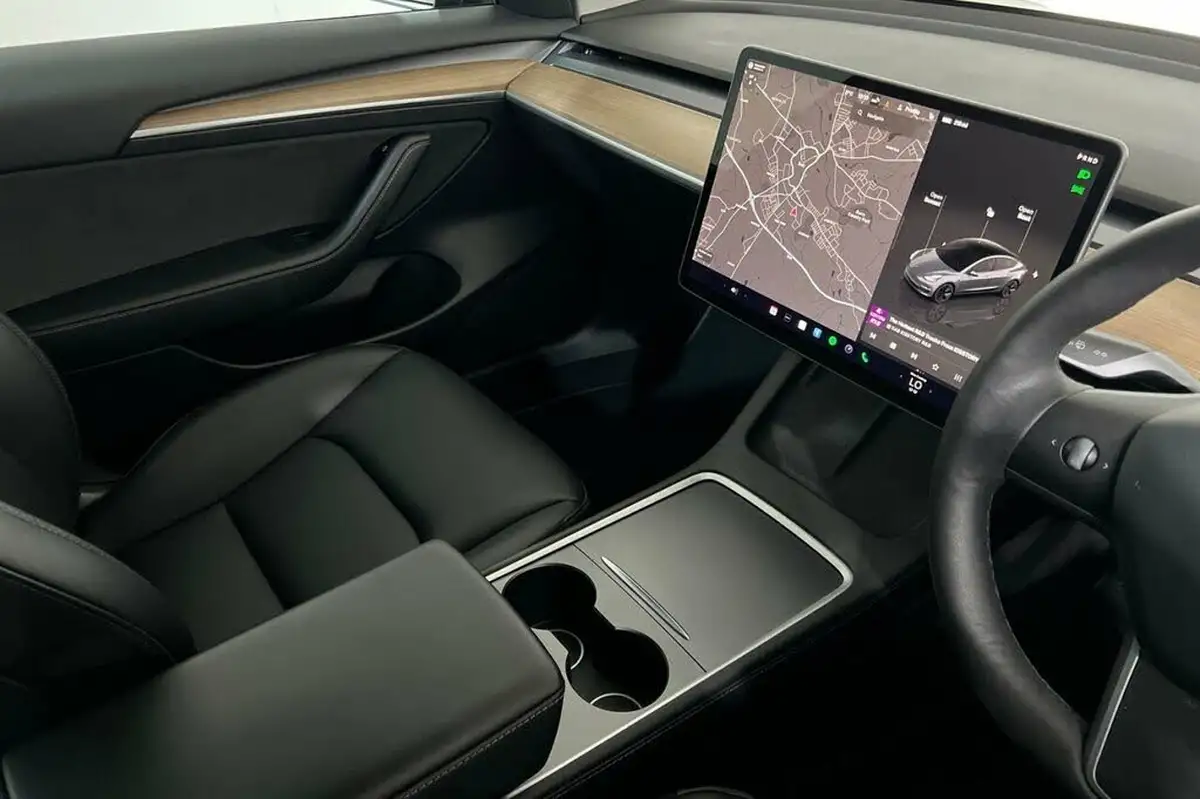 2021-tesla-model-3-e-standard-plus-big-31