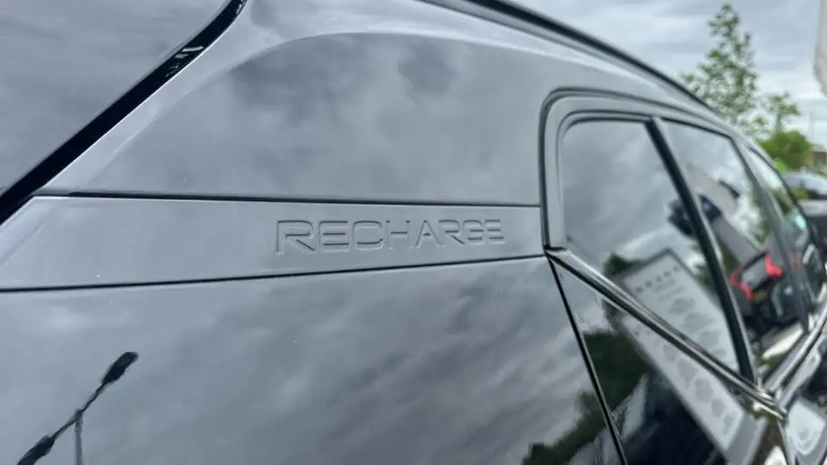 2022-volvo-xc40-e-recharge-pro-big-24