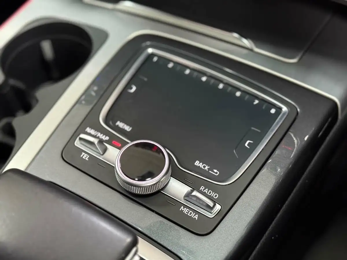 2017-audi-sq7-40bitdi-v8-big-52