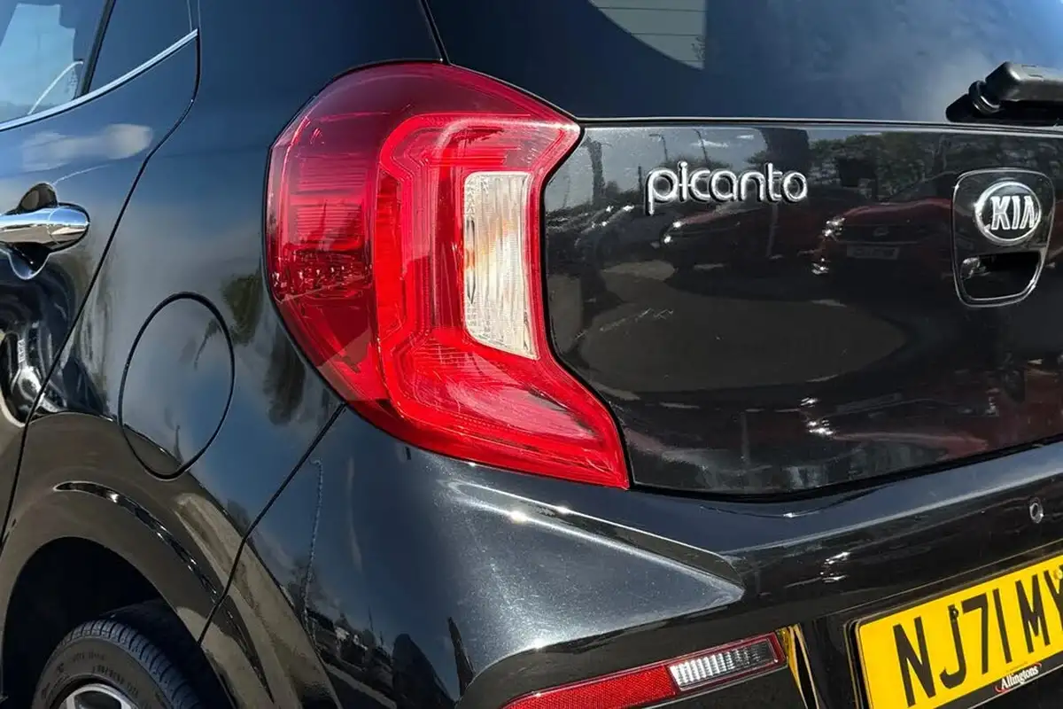 2021-kia-picanto-10-t-gdi-gt-line-s-big-6