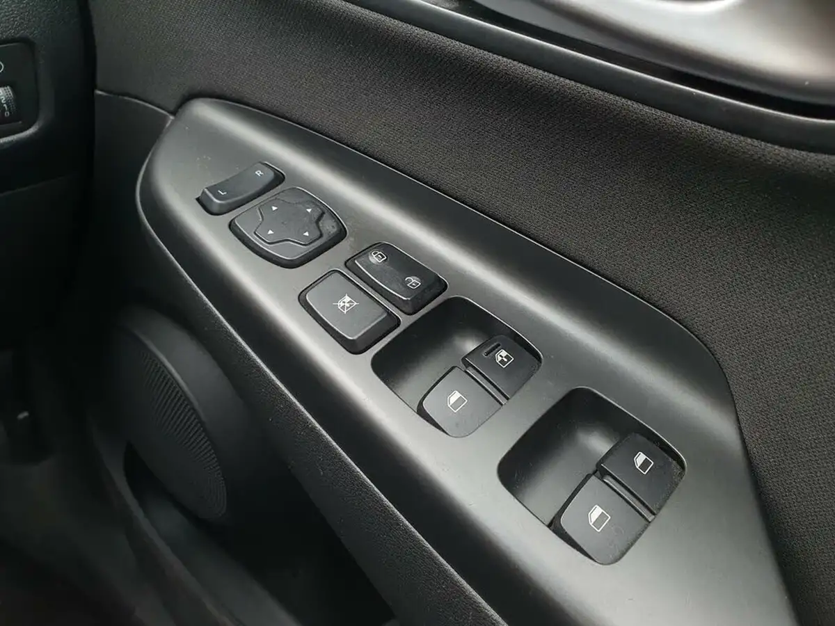 2022-hyundai-kona-10-t-gdi-se-connect-big-28
