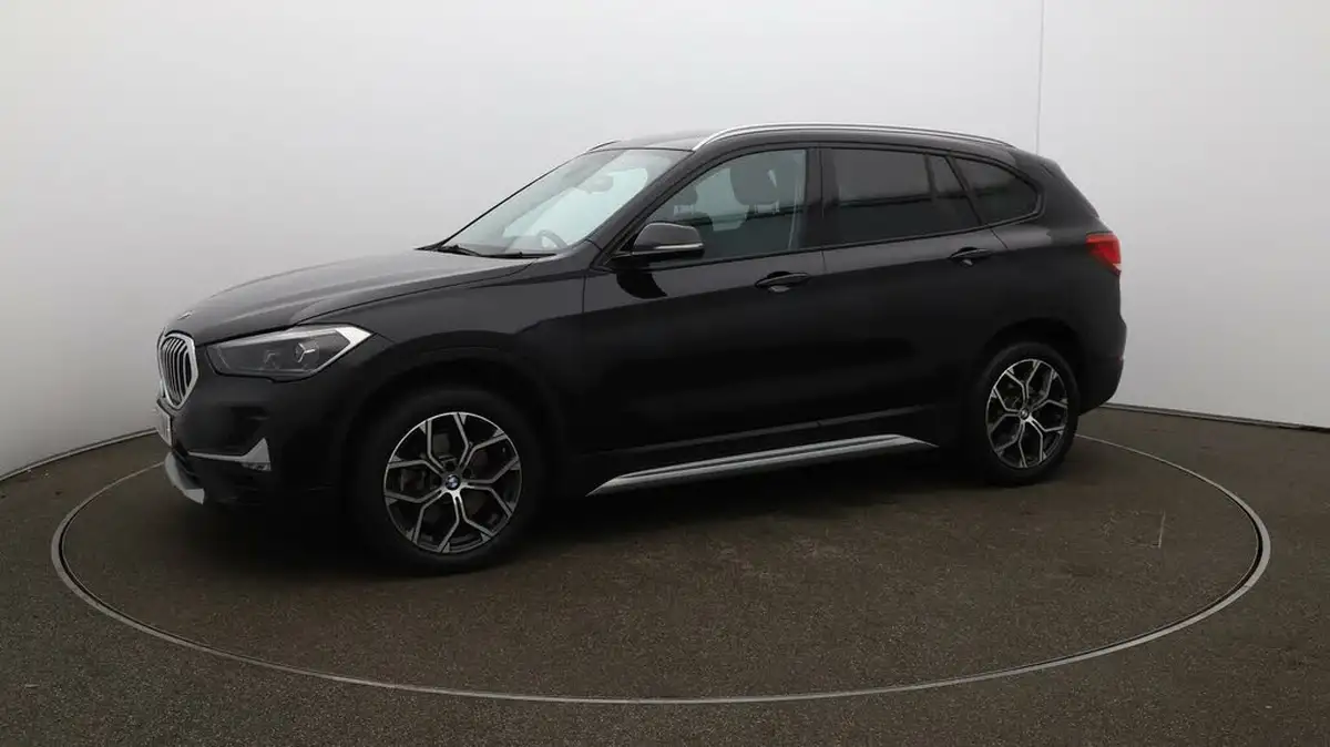 2022-bmw-x1-20-xdrive20i-xline-big-58
