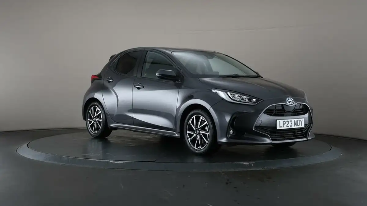 2023-toyota-yaris-15-vvt-i-design-big-0