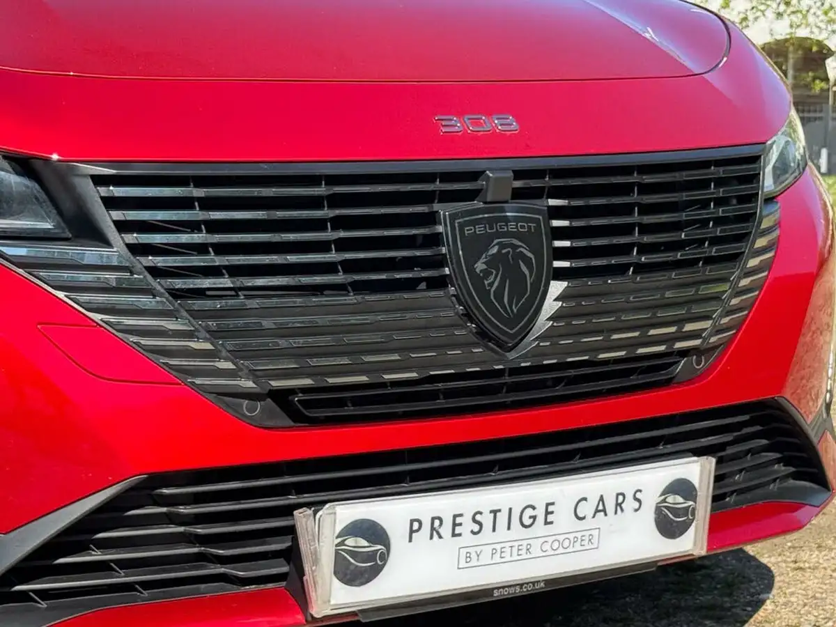 2022-peugeot-308-12-puretech-allure-premium-eat8-big-39