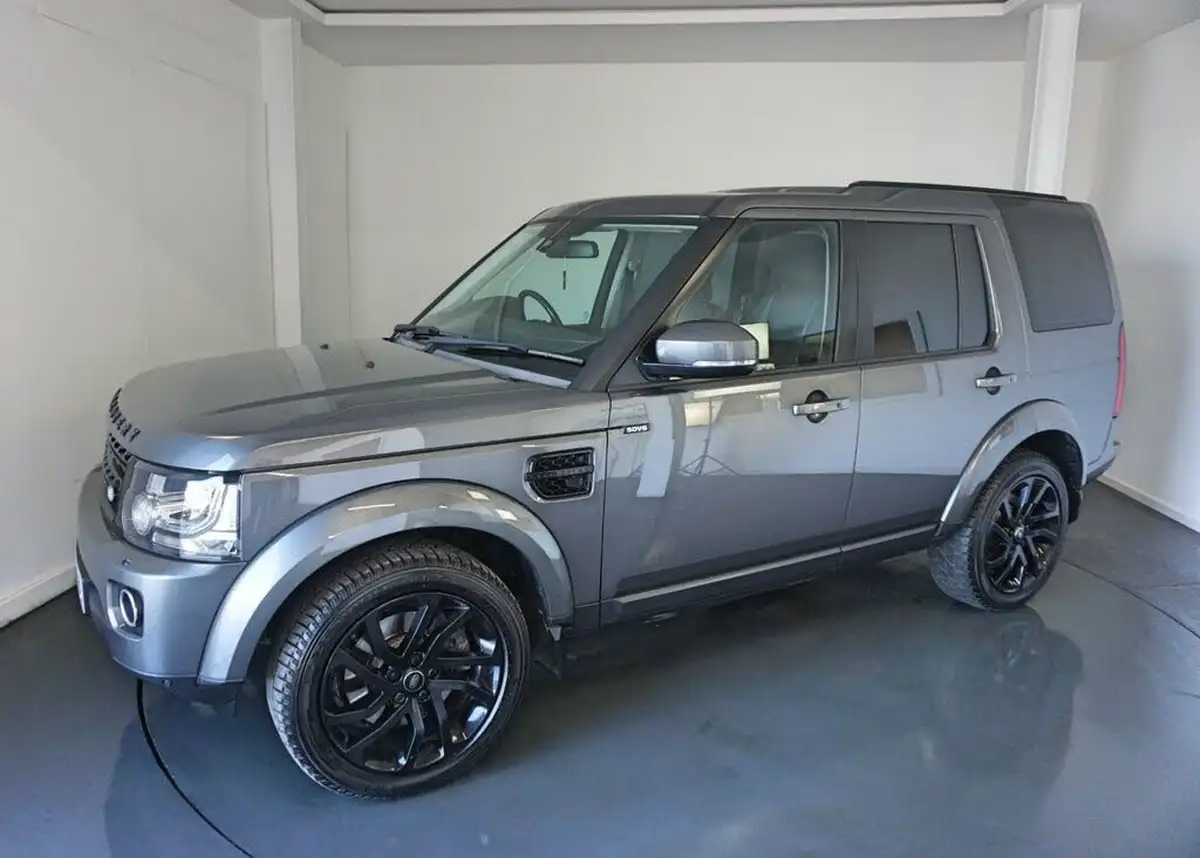 2016-land-rover-discovery-4-30-sd-v6-hse-big-2