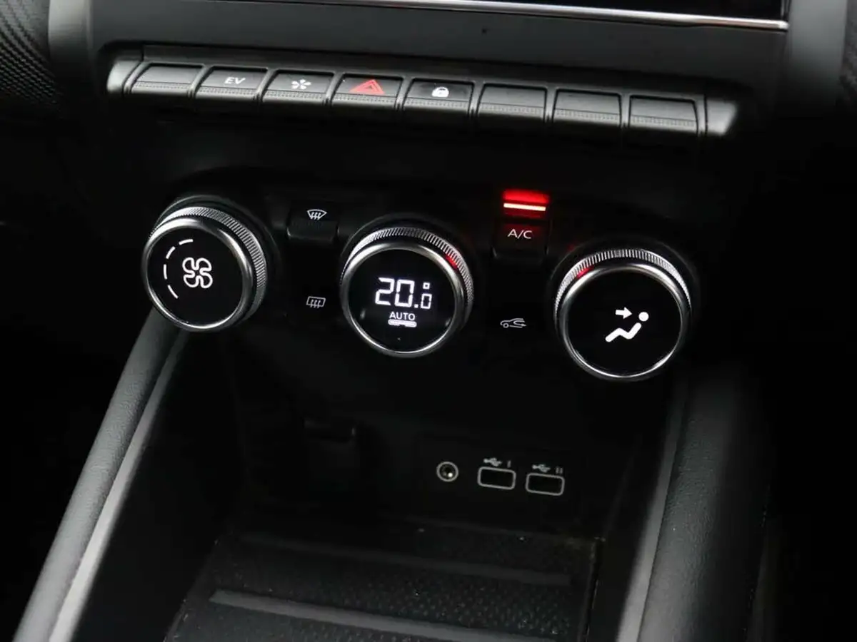2024-renault-captur-16-e-tech-engineered-145ps-full-big-18