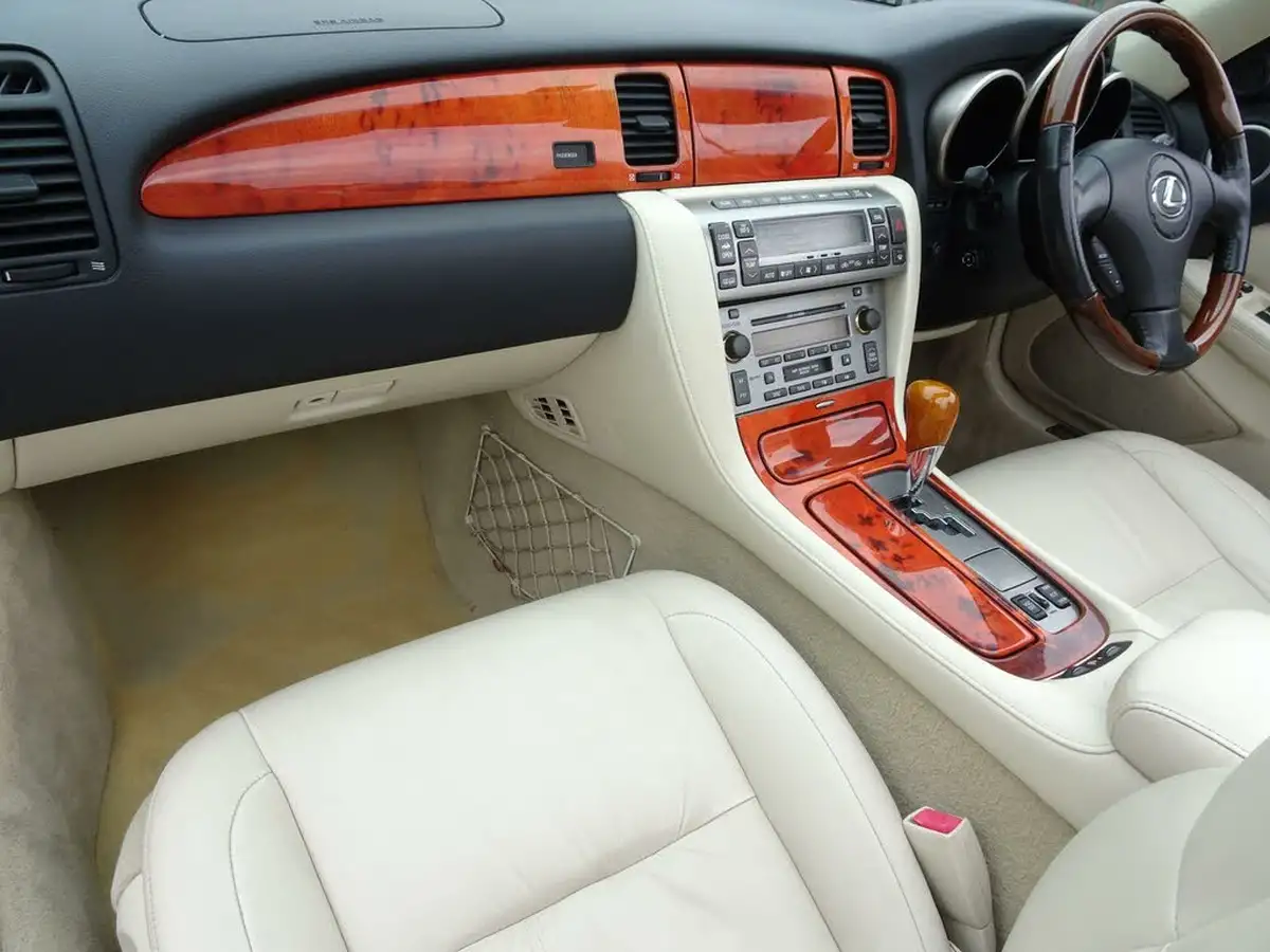2006-lexus-sc-430-43-big-56