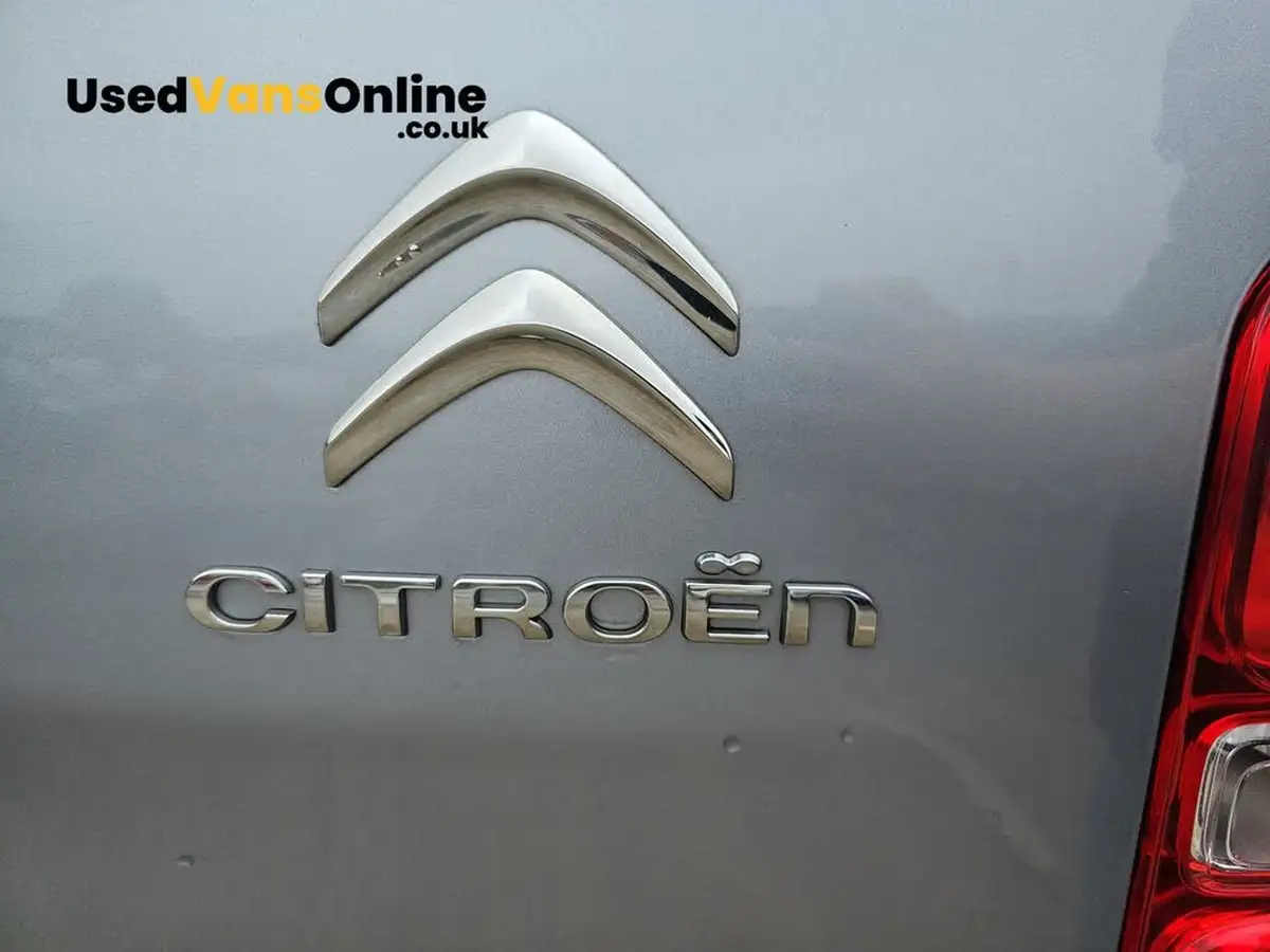 2022-citroen-dispatch-15bluehdi-enterprise-pro-xl-1000-big-19