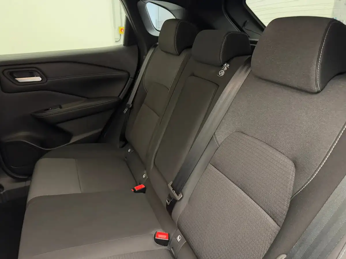 2022-nissan-qashqai-13-dig-t-n-connecta-140ps-big-11