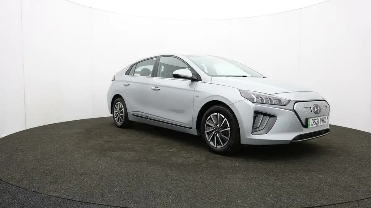 2021-hyundai-ioniq-e-premium-electric-100kw-big-47