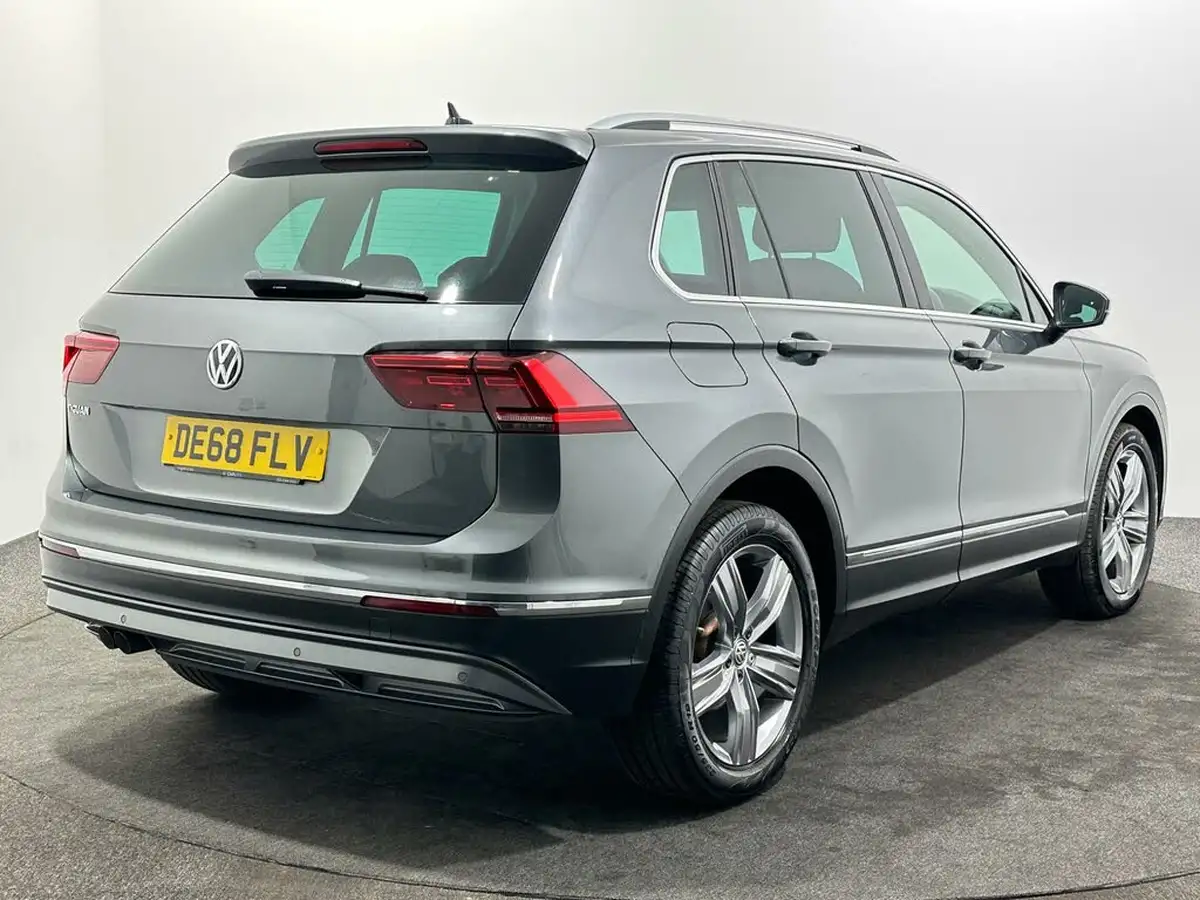 2018-volkswagen-tiguan-20tdi-sel-150ps-ss-dsg-big-7