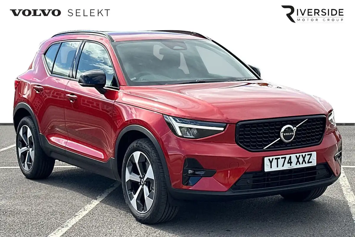 2024-volvo-xc40-20-b3-plus-big-0
