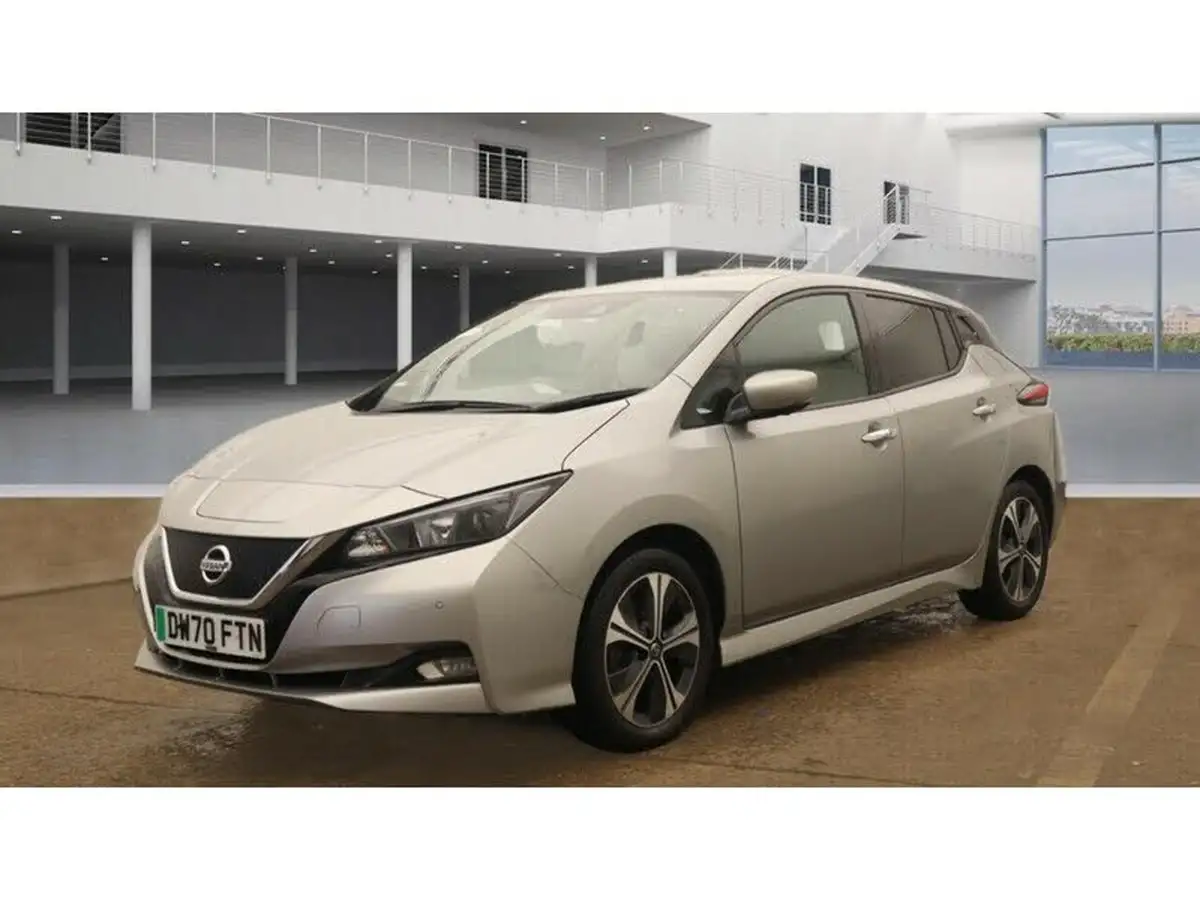 2021-nissan-leaf-e-n-connecta-big-9