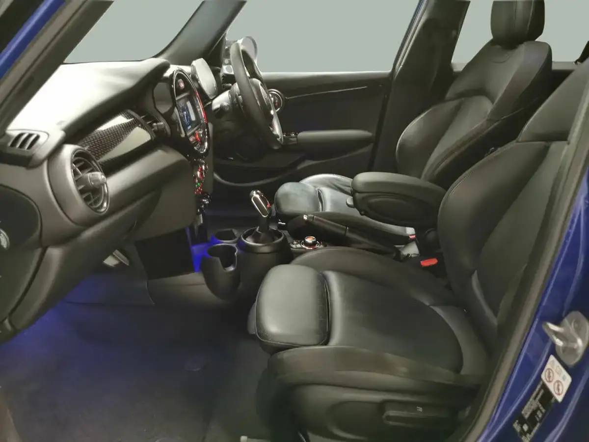2020-mini-cooper-20-cooper-s-sport-189bhp-hatchback-5d-auto-big-3