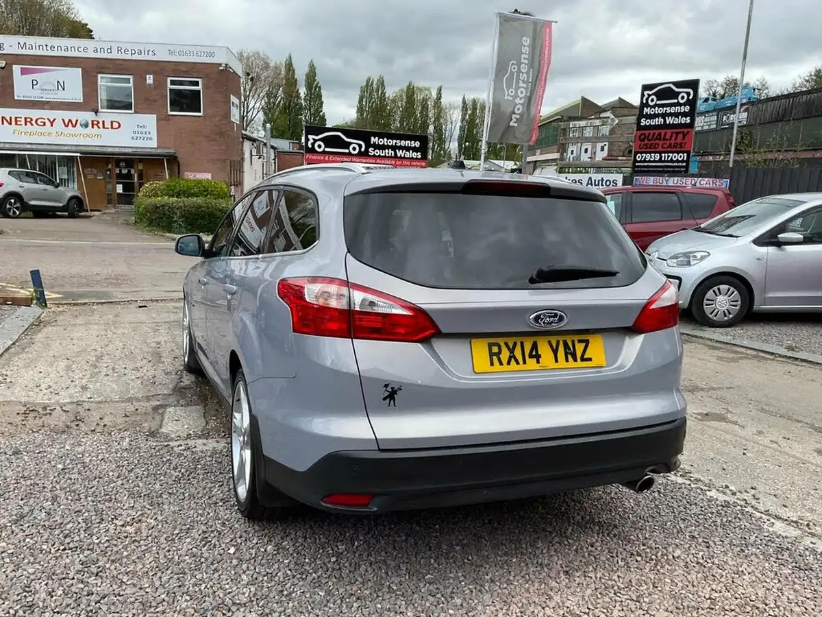 2013-ford-focus-20td-titanium-x-estate-powershift-big-79