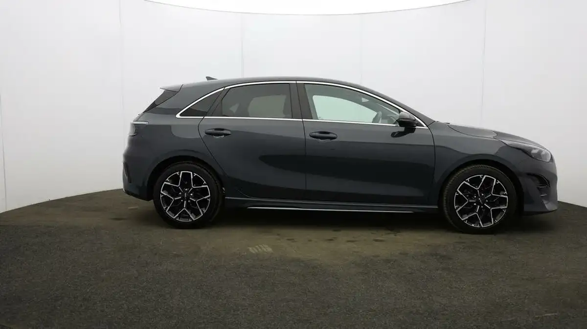 2023-kia-ceed-15-t-gdi-gt-line-158bhp-big-51