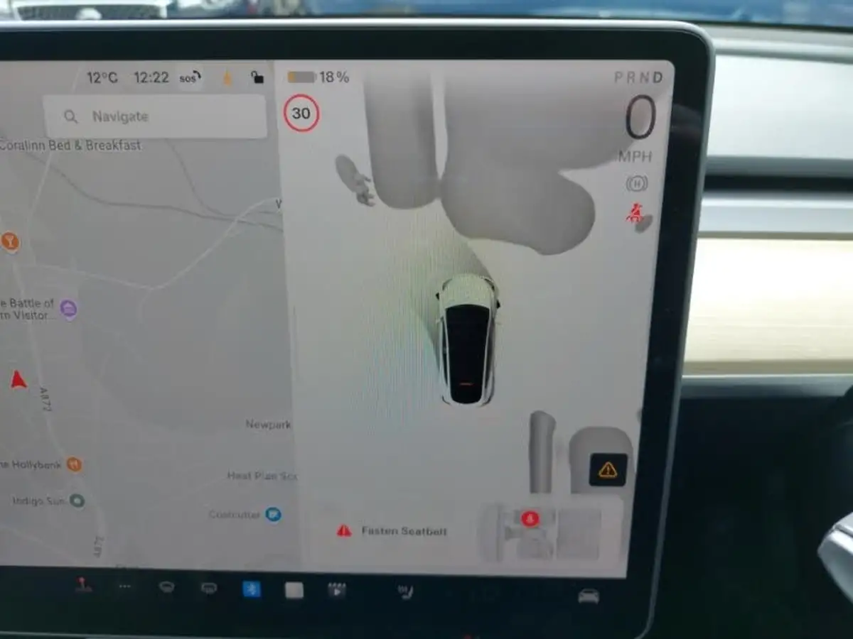 2023-tesla-model-y-e-rwd-big-15