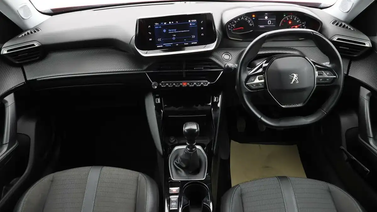 2020-peugeot-2008-suv-12-puretech-allure-100bhp-big-12