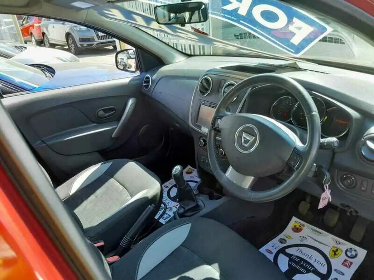 2014-dacia-sandero-stepway-15d-laureate-big-14